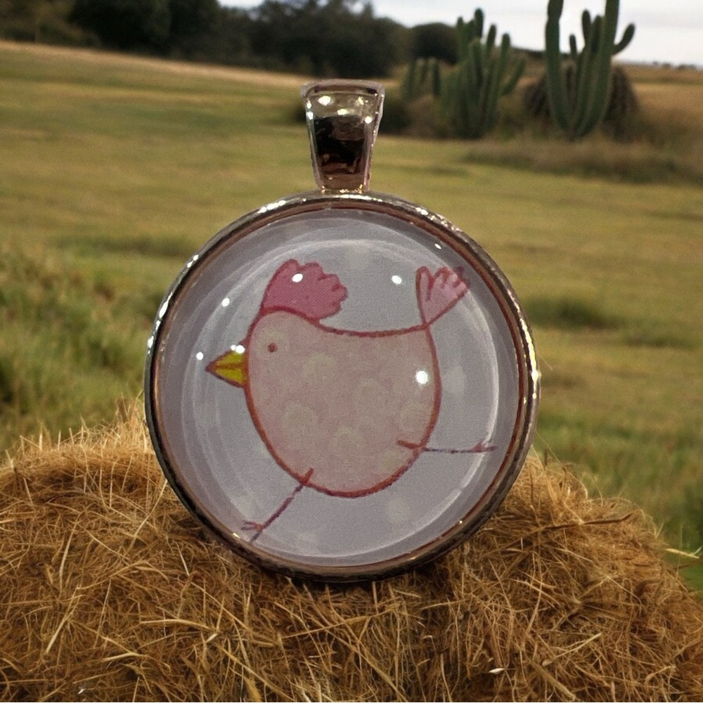 NEW Busy Little Hen Pendant Charm